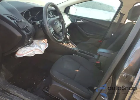 2015 Ford Focus Se z USA, uszkodzony, nr VIN 1FADP3F21FL379708